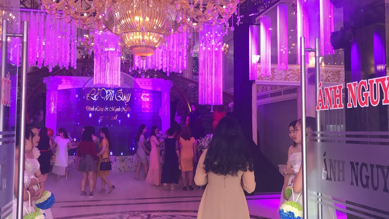 đá hoa cương khách sạn 18